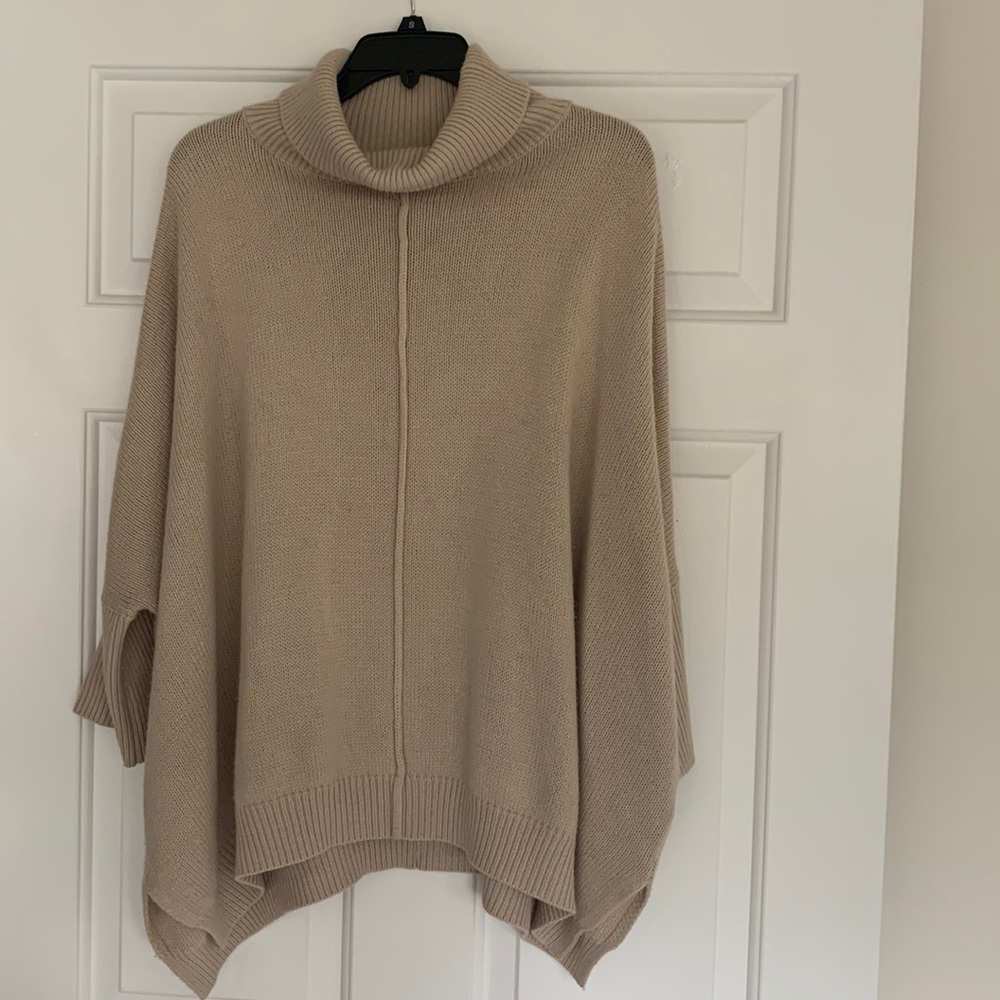 Moving sales. JuatFab Sweater